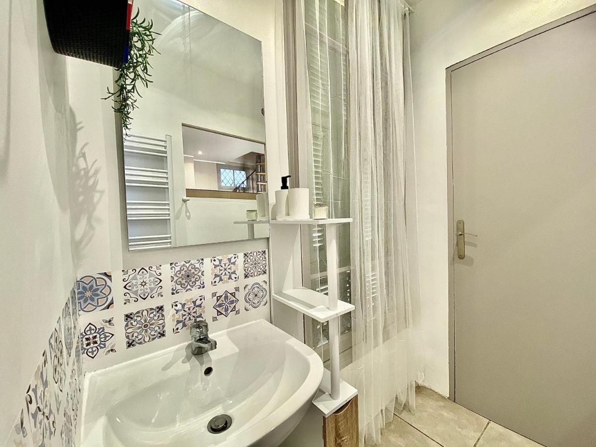 Lovely & Cozy Duplex Heart Of Nice With Bathtub! מראה חיצוני תמונה